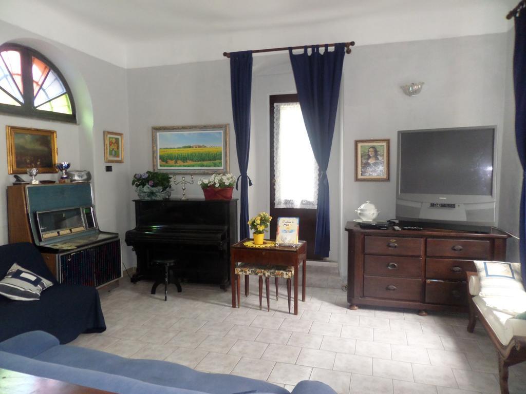 I Colori Di Mag Bed & Breakfast La Spezia Bagian luar foto