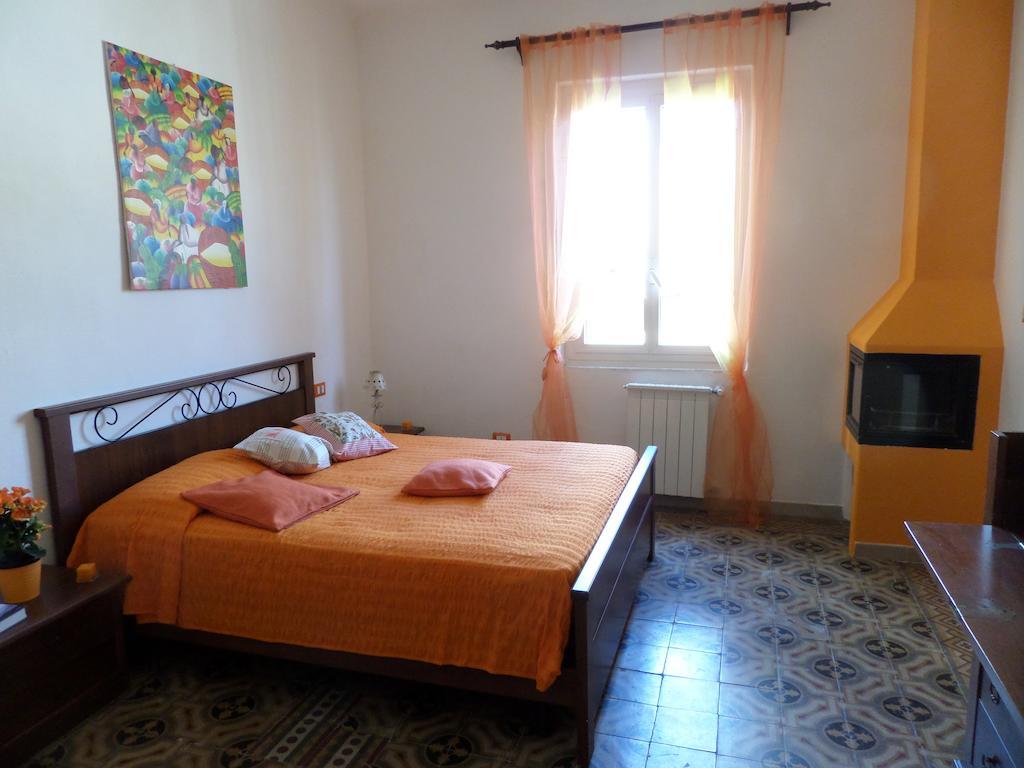 I Colori Di Mag Bed & Breakfast La Spezia Ruang foto