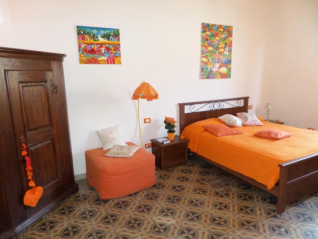 I Colori Di Mag Bed & Breakfast La Spezia Ruang foto