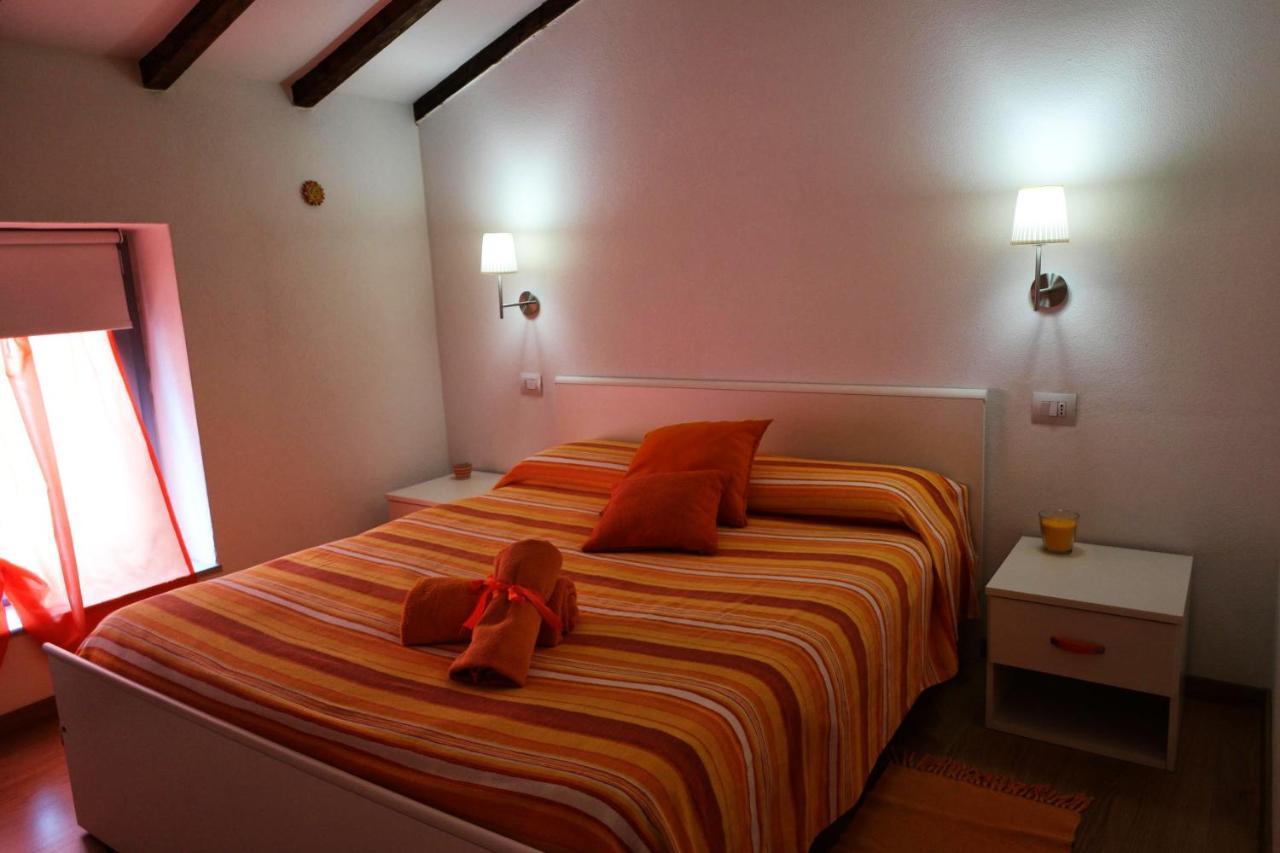 I Colori Di Mag Bed & Breakfast La Spezia Bagian luar foto